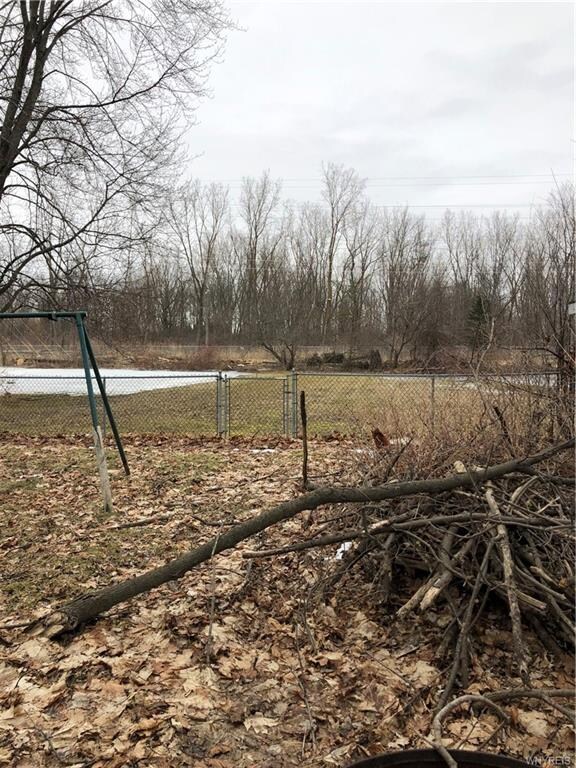 1464 Forbes St, North Tonawanda, NY 14120 - photo 5