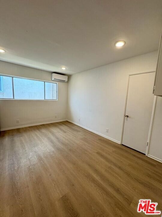 11938 Goshen Ave unit 10, Los Angeles, CA 90049 - photo 5