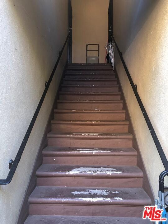 1435 S Mansfield Ave, Los Angeles, CA 90019 - photo 4