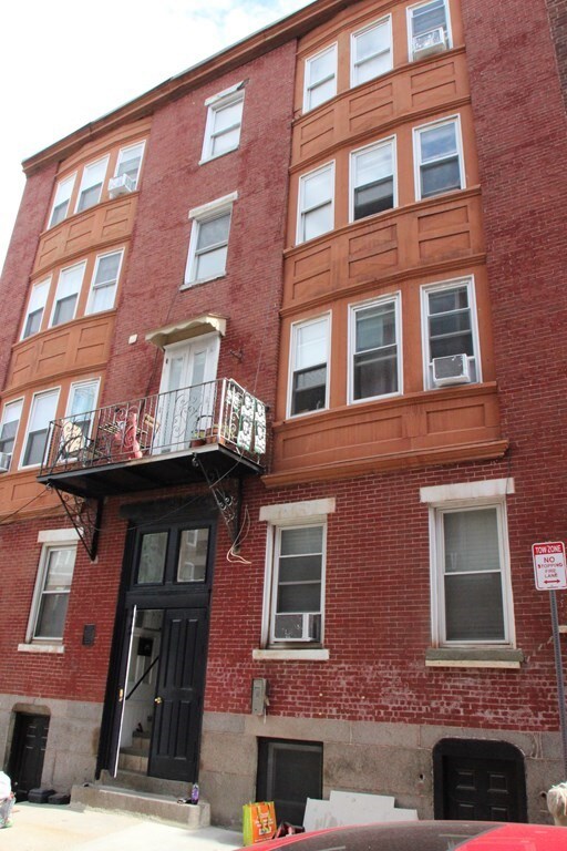 7 Baldwin Place, Boston, MA 02113 - photo 2