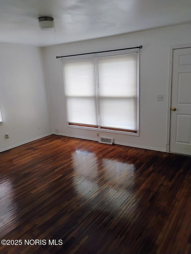 5509 Clover Ln, Toledo, OH 43623 - photo 2