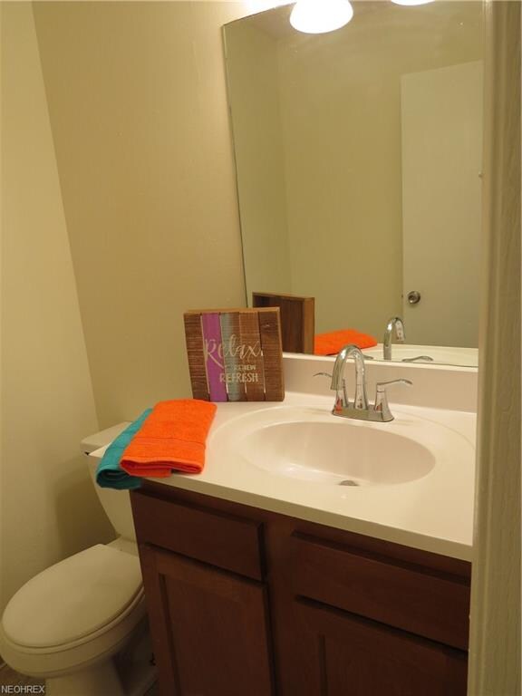 1861 E 34th St, Lorain, OH 44055 - photo 4