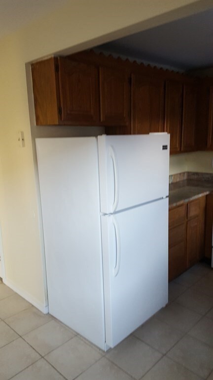 134 Coburn St unit 3, Lowell, MA 01850 - photo 3