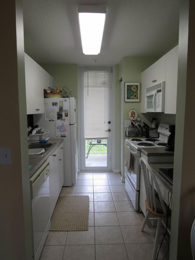 1054 University Blvd unit 14, Jupiter, FL 33458 - photo 7