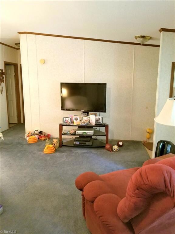 231 Spencer Meadow Rd, Asheboro, NC 27205 - photo 4