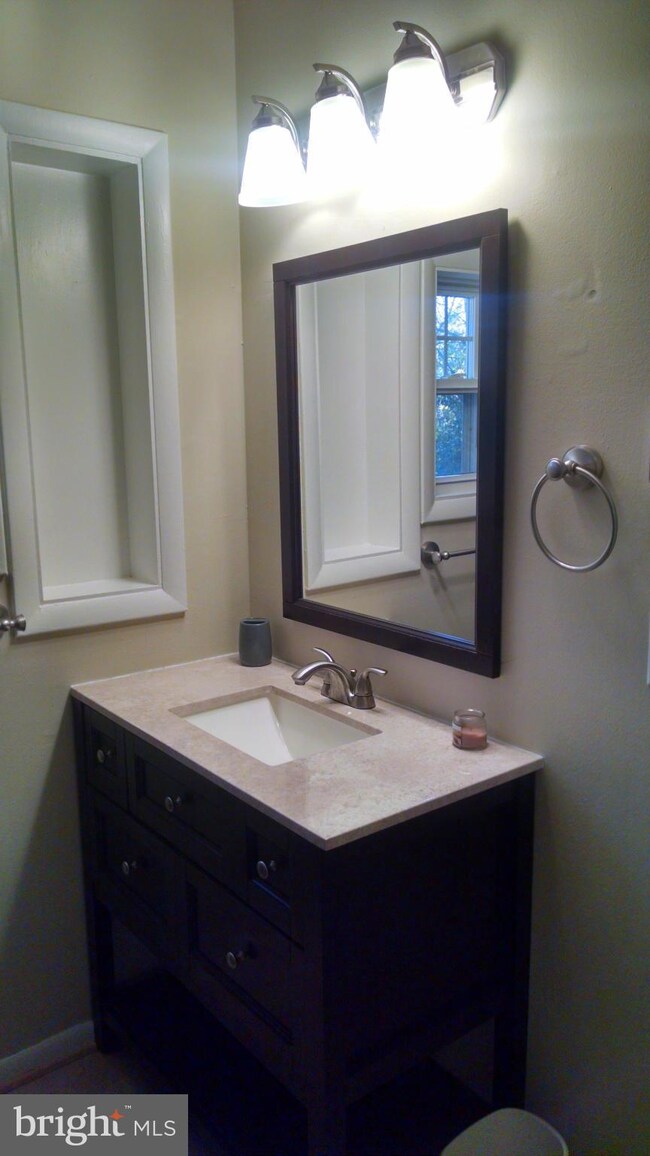 324 S Commerce St, Centreville, MD 21617 - photo 6