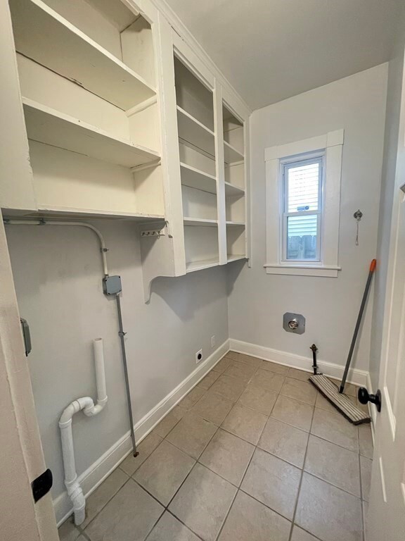 41 Methuen St unit 1, Lowell, MA 01850 - photo 3