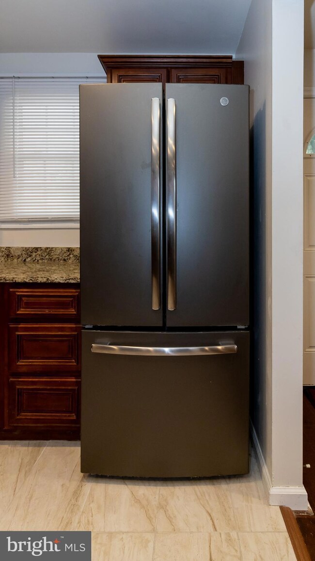 5048 Queens Stroll Place SE, Washington, DC 20019 - photo 6