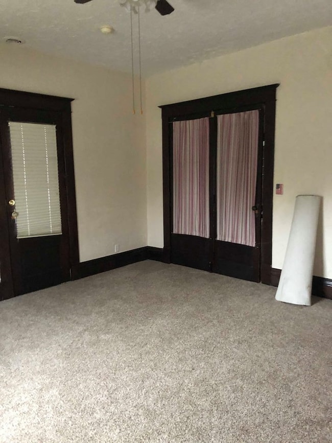 216 E Canal St, Windfall, IN 46076 - photo 4