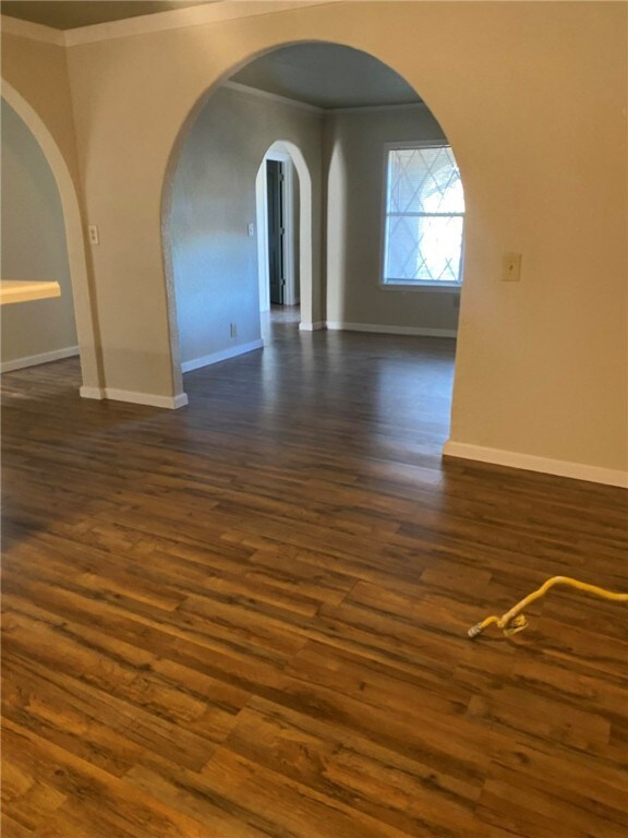 1401 E Henrietta Ave, Kingsville, TX 78363 - photo 4