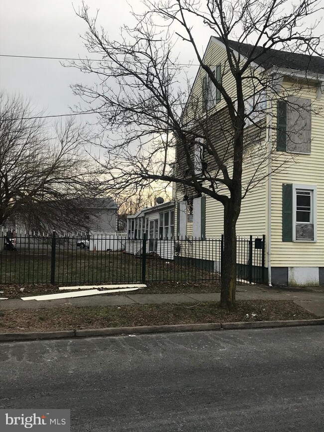 2317 S Clinton Ave, Trenton, NJ 08610 - photo 3