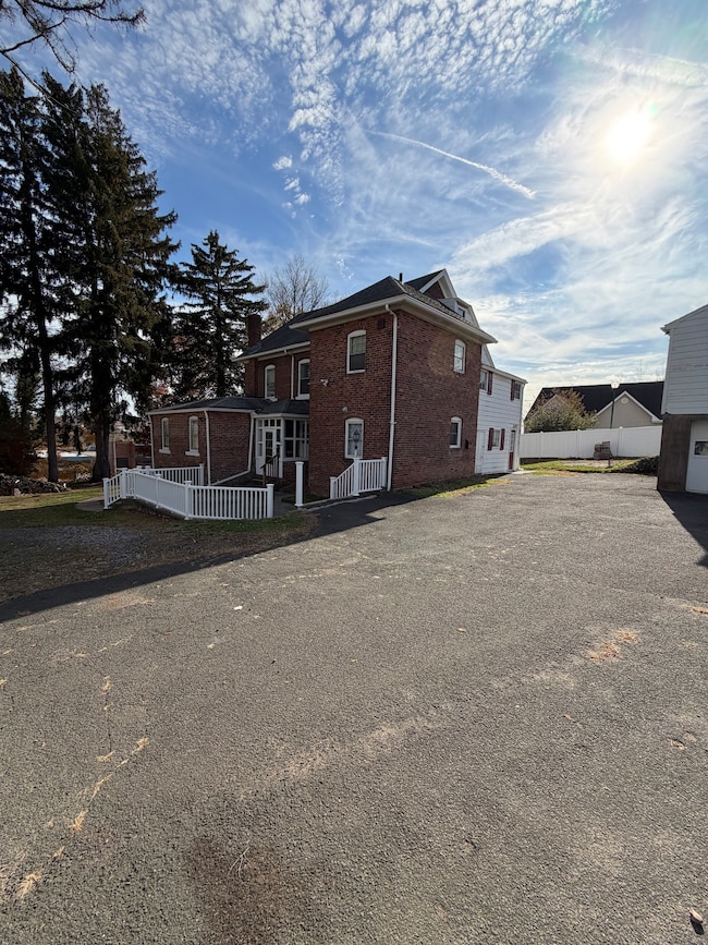 2964 State St unit 2, Hamden, CT 06517 - photo 3