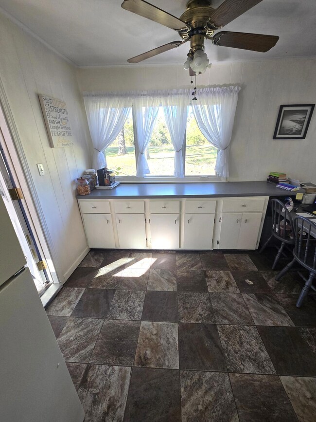 1978 Old Highway 60, Birch Tree, MO 65438 - photo 6