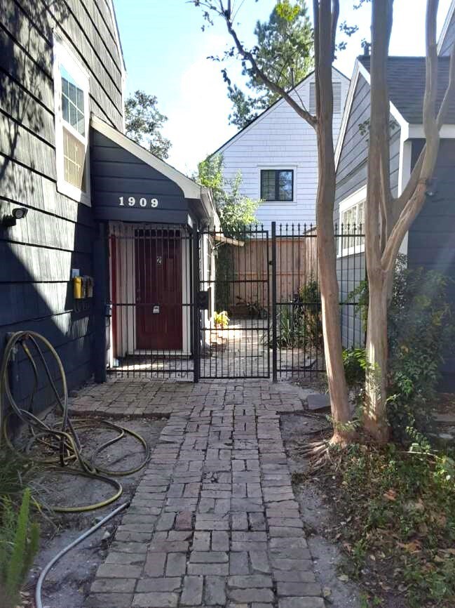 1909 Fairview St unit 2, Houston, TX 77019 - photo 3