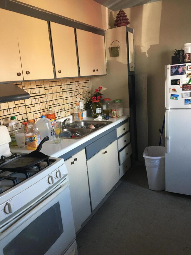 2729 W Yuma St, Phoenix, AZ 85009 - photo 6