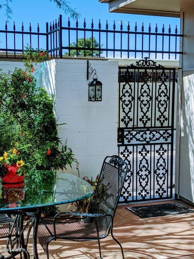 13610 N 109th Ave, Sun City, AZ 85351 - photo 6