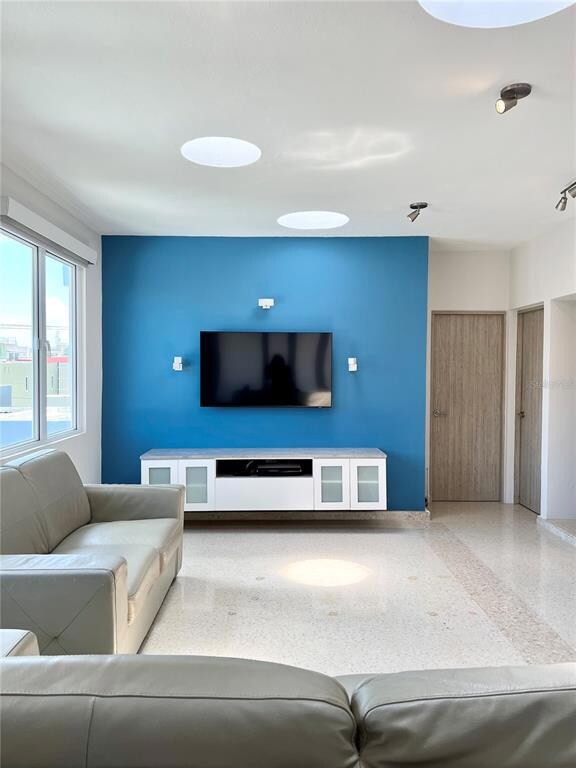 703 Calle Concordia, Miramar, PR 00907 - photo 2