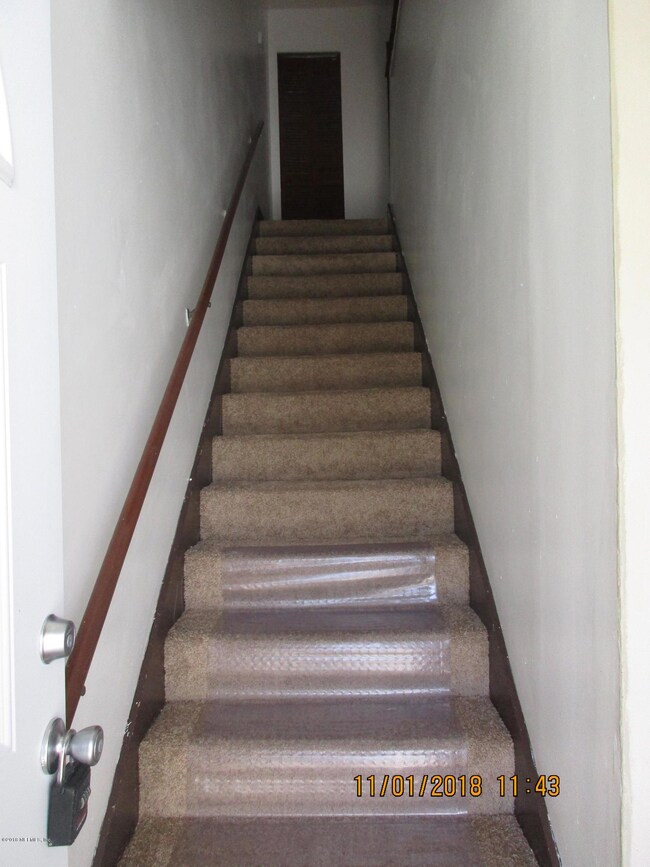 4482 Melissa Ct W unit 2, Jacksonville, FL 32210 - photo 6