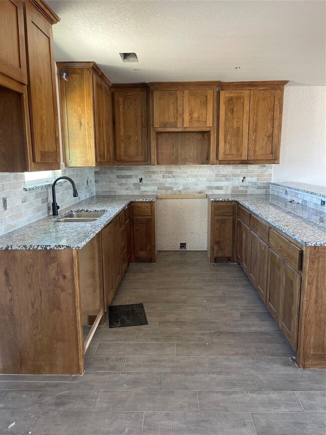 949 Erwin Rd, Poolville, TX 76487 - photo 6