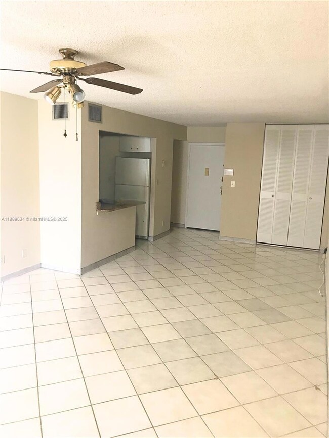 Newport at Lauderhill unit E207, Lauderhill, FL 33313 - photo 4