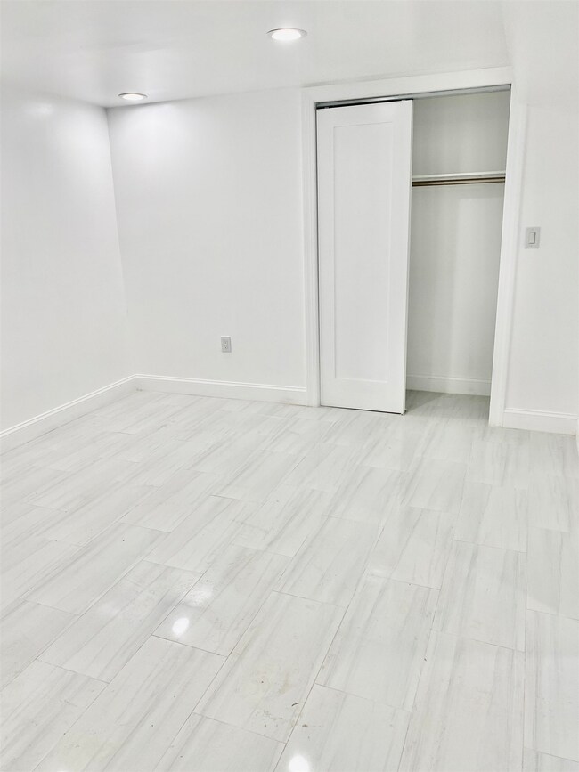 356 Liberty Ave unit duplex, Jersey City, NJ 07307 - photo 7