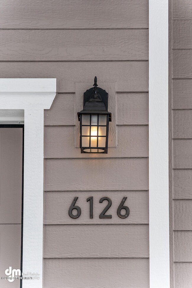 Exterior Front_ELK07136-SMALL