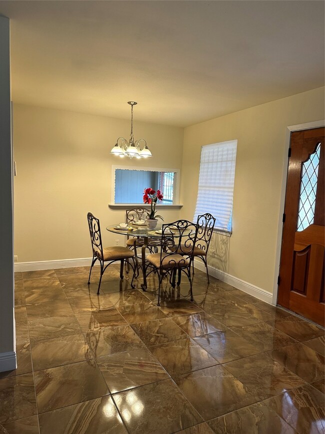 6106 Antha St, Houston, TX 77016 - photo 3