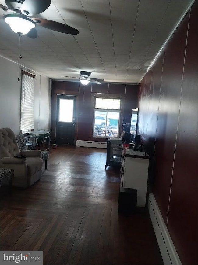 19 S 3rd St, Shamokin, PA 17872 - photo 2