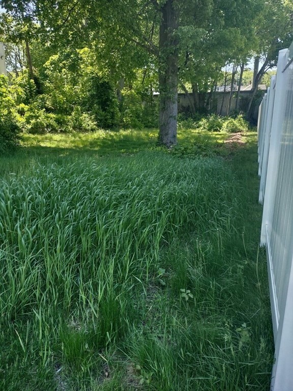 9 Hall Rd, Webster, MA 01570 - photo 3