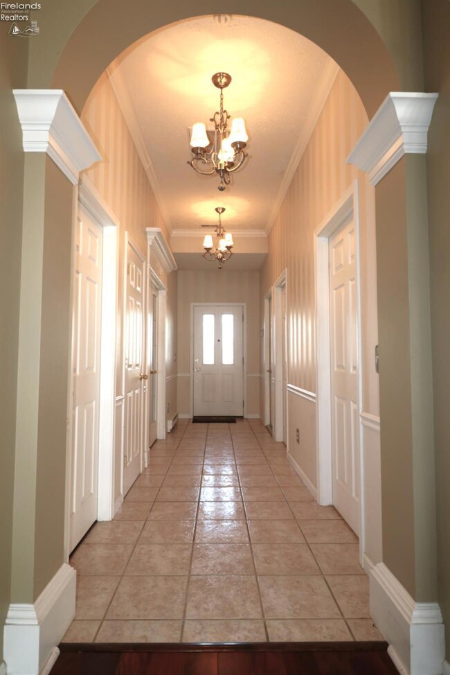 4 White Tail Way unit B, Norwalk, OH 44857 - photo 3