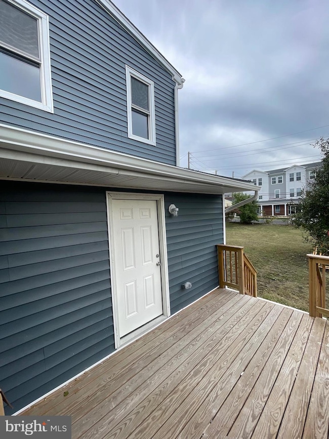 909 N 24th St, Camden, NJ 08105 - photo 6