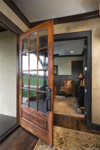 FRONT ENTRY