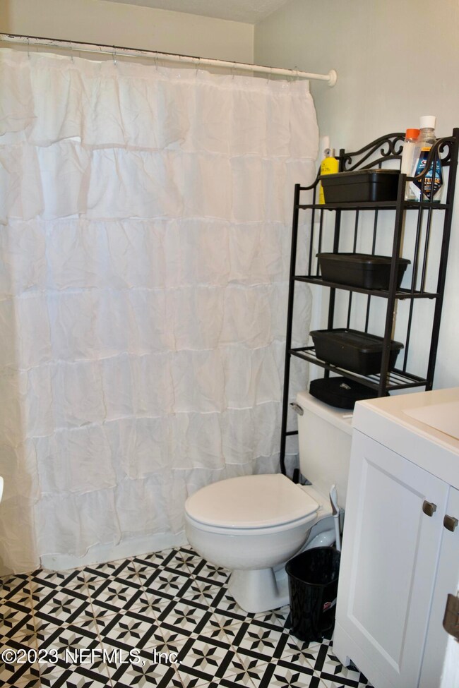 6731 Mopsy Ln, Jacksonville, FL 32210 - photo 7