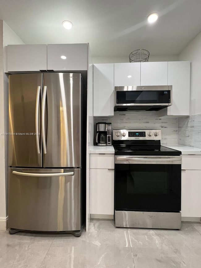 7303 NW 57th Dr, Tamarac, FL 33321 - photo 3