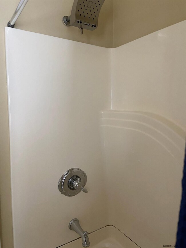 2617 Earl St, Schenectady, NY 12306 - photo 5