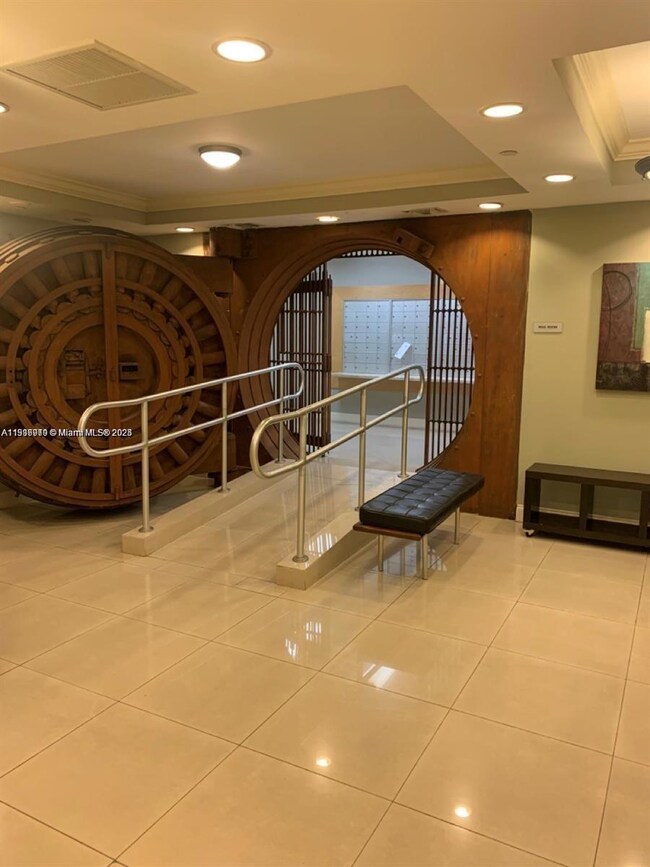 Flagler First Condo unit 507, Miami, FL 33131 - photo 3