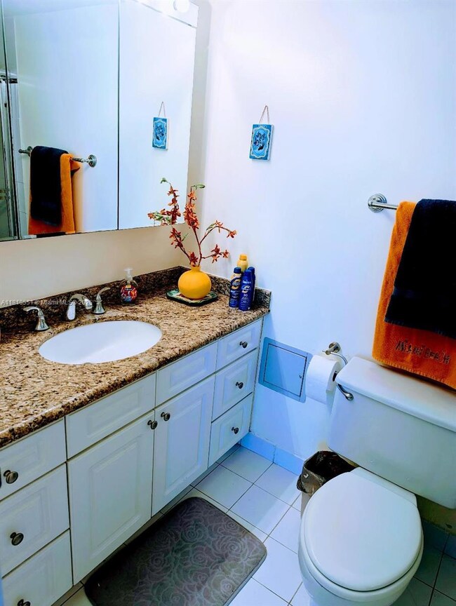 Mirasol Ocean Towers unit 2409, Miami Beach, FL 33140 - photo 7
