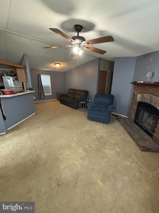 4328 Dover Dr, Morrisville, PA 19067 - photo 6