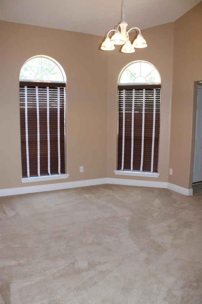 Formal Dining