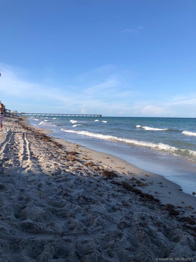 39 SE 12th St, Dania, FL 33004 - photo 2