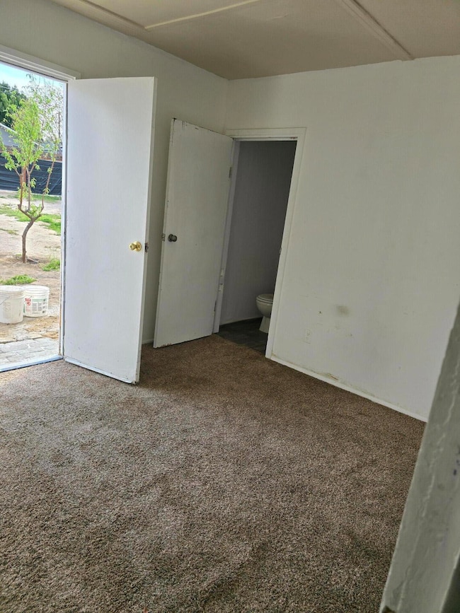 Back Bedroom Pic 2