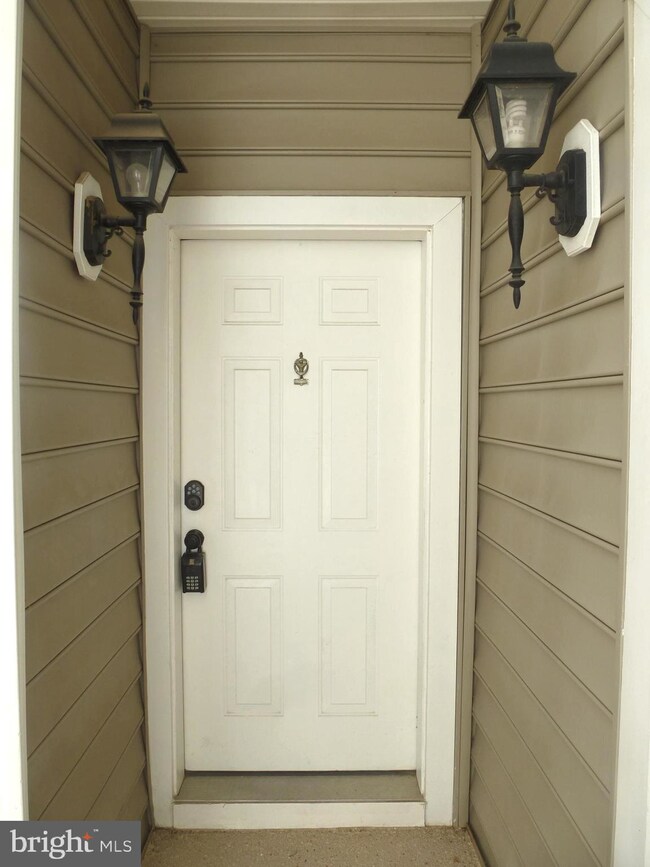 502 Mathias Hammond Way unit 201, Annapolis, MD 21401 - photo 2