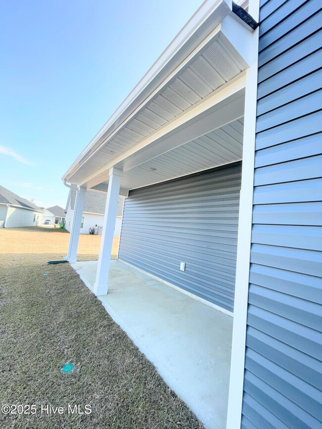 1000 Dynamic One Dr, New Bern, NC 28562 - photo 7