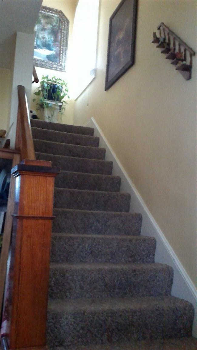 320 W Seminary St, Owenton, KY 40359 - photo 6