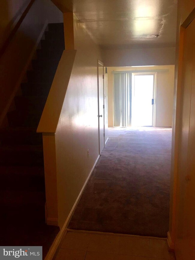 1312 Dillon Ct, Capitol Heights, MD 20743 - photo 4