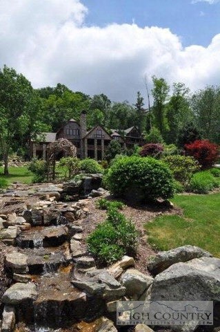 493 the Glens Blvd, Banner Elk, NC 28604 - photo 2