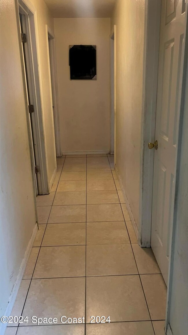 HallwayView