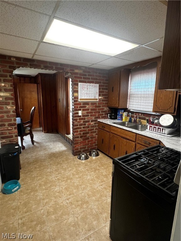 19529 Libby Rd, Maple Heights, OH 44137 - photo 5