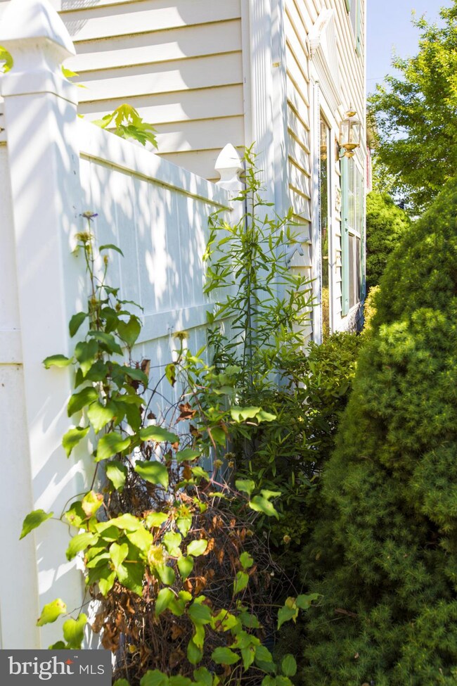 9154 Runaldue Rd, Manassas, VA 20110 - photo 3