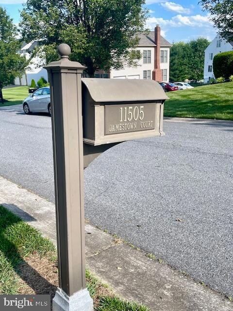 11505 Jamestown Ct, Laurel, MD 20723 - photo 3